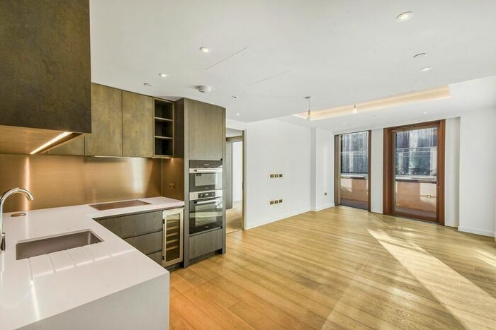 2 Bedroom Flat To Rent In Carnation Way, London, SW8