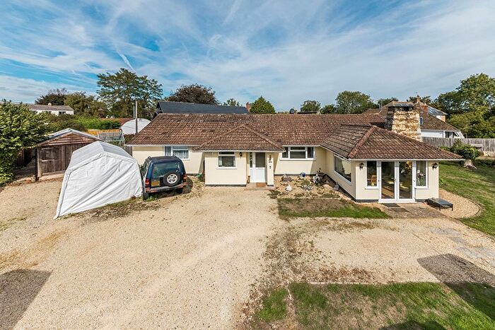 4 Bedroom Detached House For Sale In Manor Farm Road, Dorchester-On-Thames, OX10