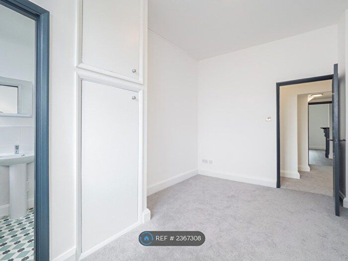 1 Bedroom Flat To Rent In North Street, Rugby, CV21