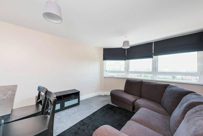 1 Bedroom Flat To Rent In Lawn Lane, Vauxhall, London, SW8