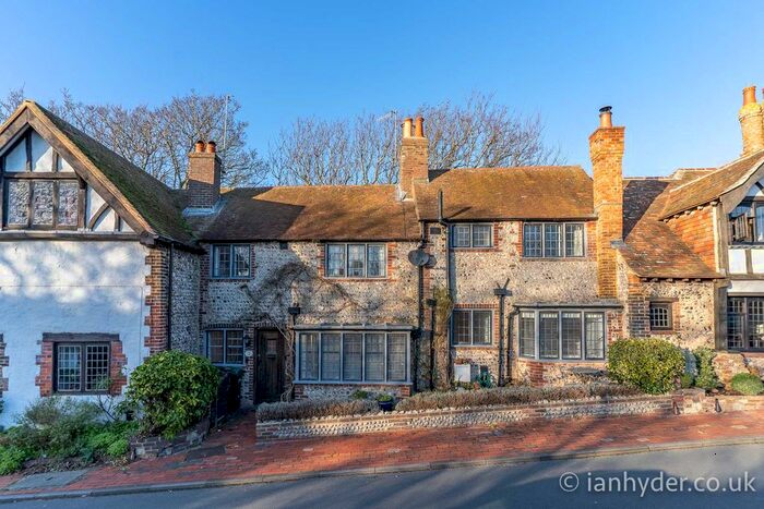 3 Bedroom Terraced House To Rent In Dean Court Road, Rottingdean, Brighton, BN2