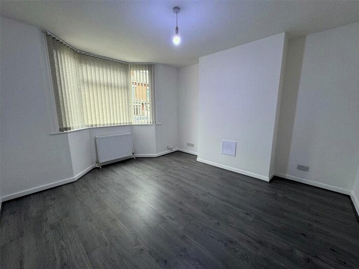 3 Bedroom End Of Terrace House To Rent In Harefield Road, Coventry, West Midlands, CV2