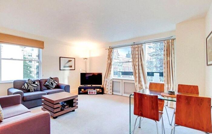3 Bedroom Flat To Rent In Weymouth Street, London, W1W