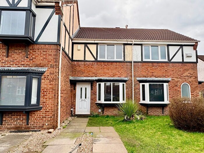 2 Bedroom Terraced House For Sale In Maplewood Gardens, Bolton, BL1