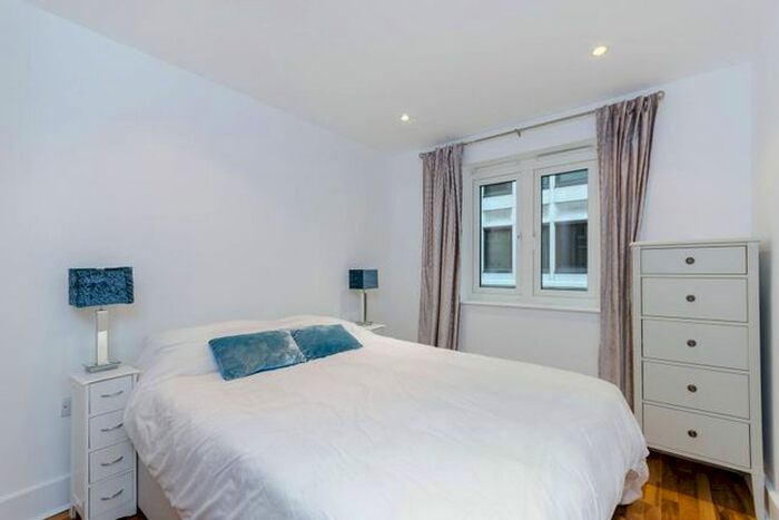 1 Bedroom Mobile/park Home To Rent In Brewhouse Lane, Putney, London, SW15