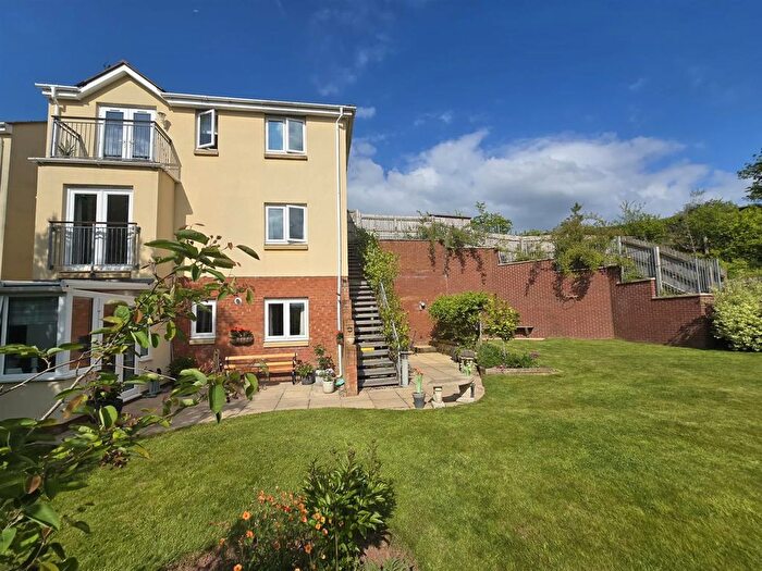 4 Bedroom Property For Sale In Oakfields, Tiverton, EX16