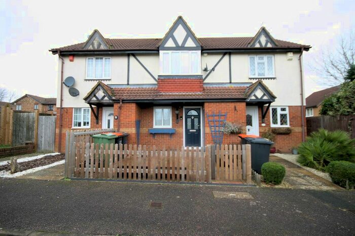 2 Bedroom Terraced House To Rent In Cromer Way, Warden Hills, Luton, LU2