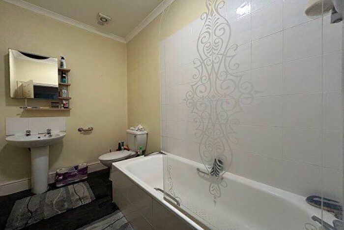 1 Bedroom Flat To Rent In Chester Road, Sutton Coldfield, B73