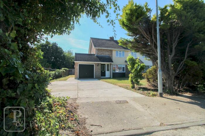 3 Bedroom Semi-Detached House To Rent In Chalfont Road, Colchester, Essex, CO4