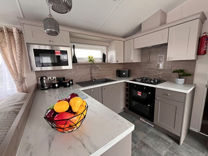 2 Bedroom Property For Sale In Willerby Salisbury, Poulton Plaiz Holiday Park Ltd, Site Office, Poulton-Le-Fylde, Lancashire, FY6