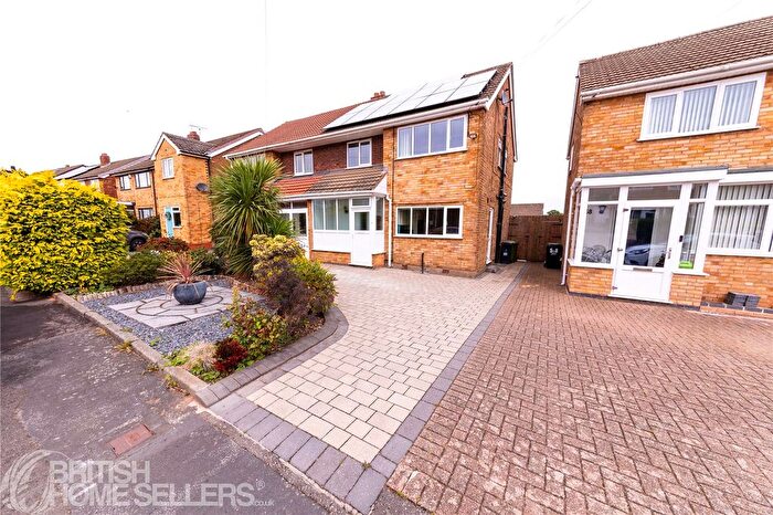 3 Bedroom Semi-Detached House For Sale In Laneside Avenue, Sutton Coldfield, West Midlands, B74