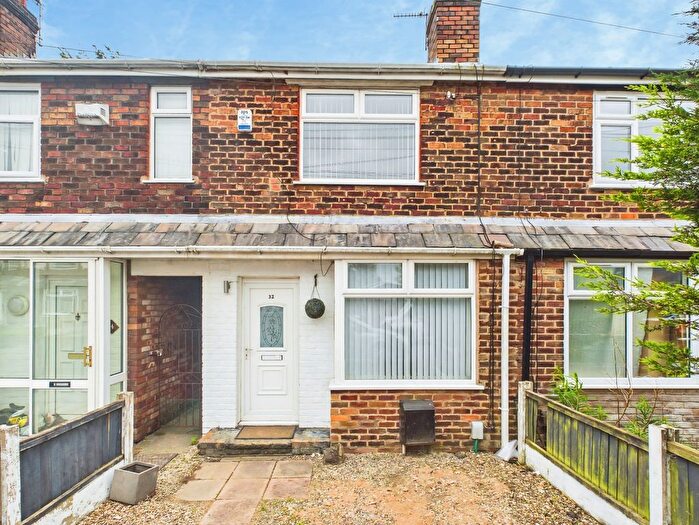 2 Bedroom Terraced House For Sale In Chadwick Road, Haresfinch, St Helens, WA11