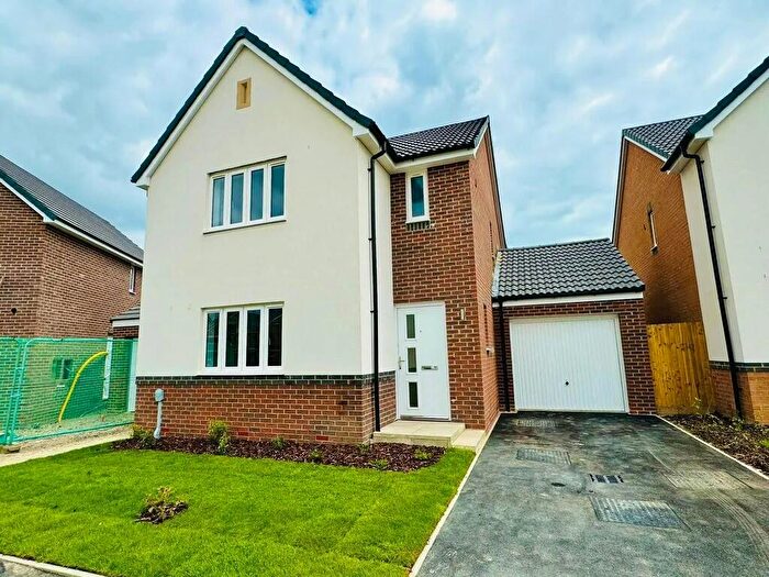 3 Bedroom Detached House To Rent In Armstrong Avenue, OX12