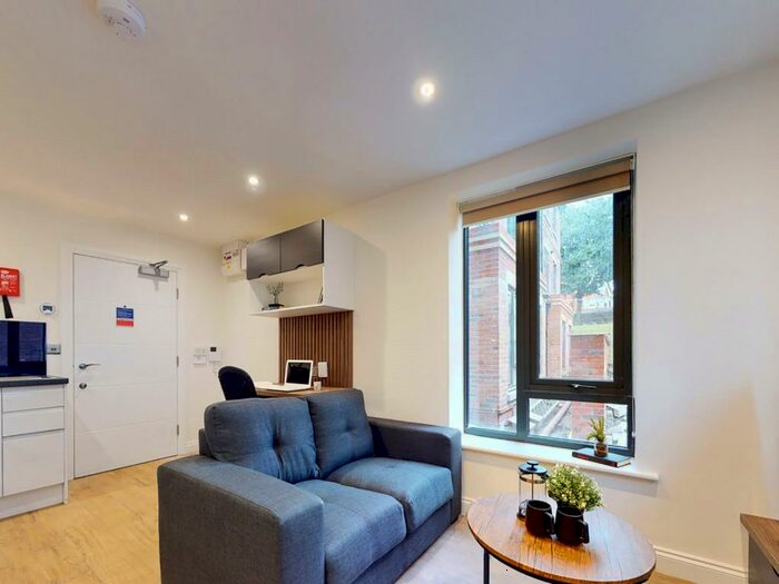 Studio To Rent In Hyde Terrace, Leeds, West Yorkshire, LS2