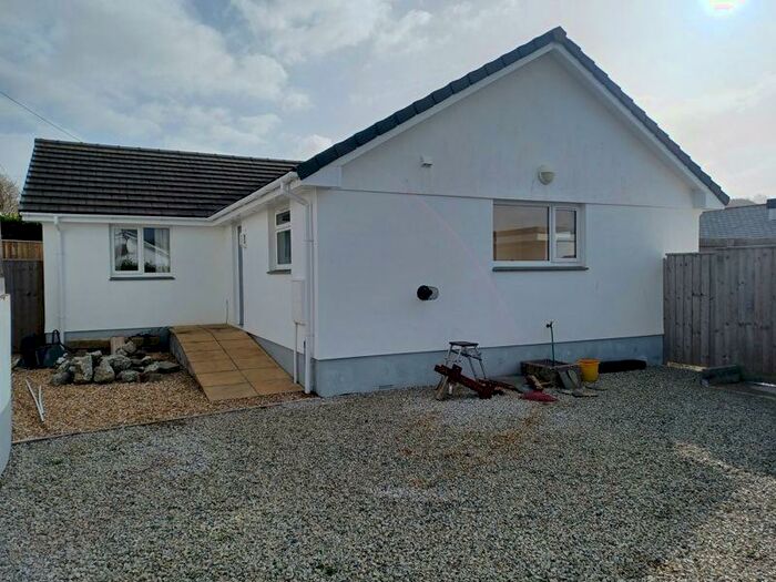 3 Bedroom Detached Bungalow To Rent In Meadow Park, Trewoon, PL25