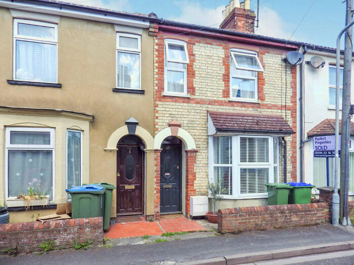 2 Bedroom Terraced House To Rent In Albert Street, Aylesbury, Buckinghamshire, HP20