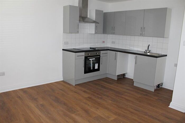 1 Bedroom Flat To Rent In Leigh Road, Eastleigh, SO50