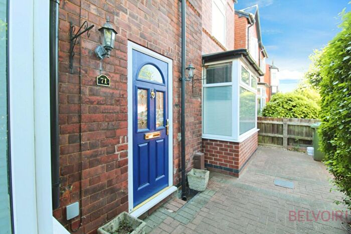 5 Bedroom Semi-Detached House To Rent In Newton Street, Newark, NG24