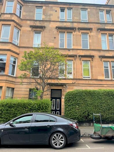3 Bedroom Flat To Rent In Fergus Drive, North Kelvinside, Glasgow, G20
