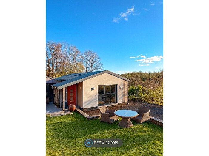 4 Bedroom Detached House To Rent In Balls Farm Road, Ide, Exeter, EX2