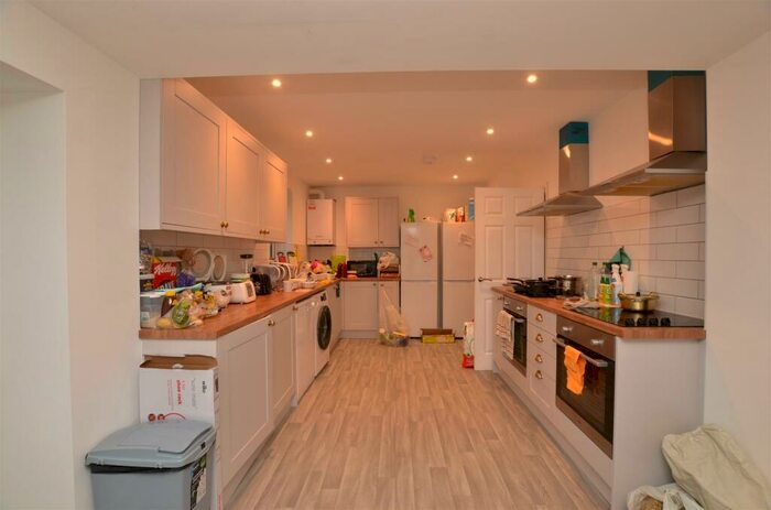 5 Bedroom Semi-Detached House To Rent In Norwich, NR4