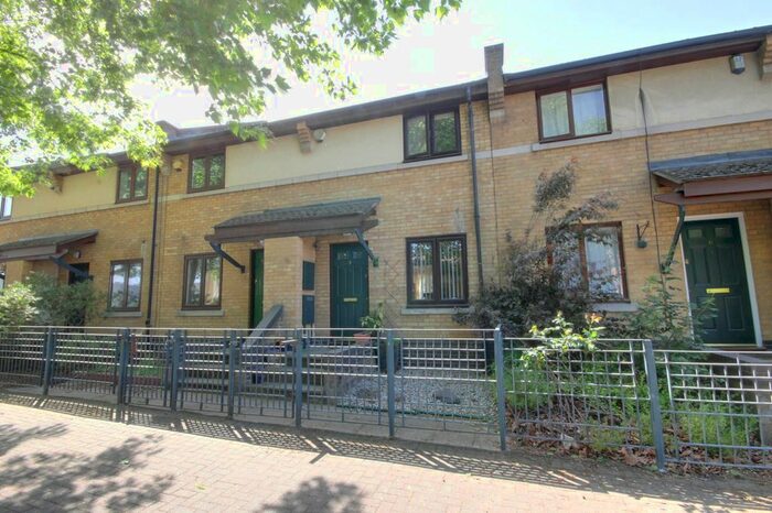 2 Bedroom Terraced House To Rent In Britannia Gate, London, E16