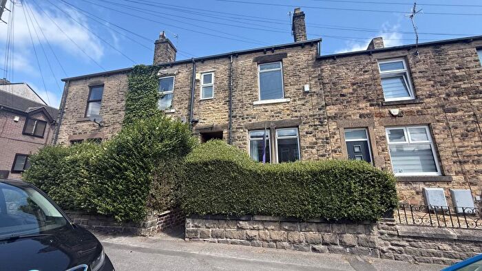 4 Bedroom House To Rent In Toftwood Road, Sheffield, S10