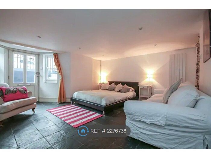 Studio To Rent In Alconbury Road, London, E5