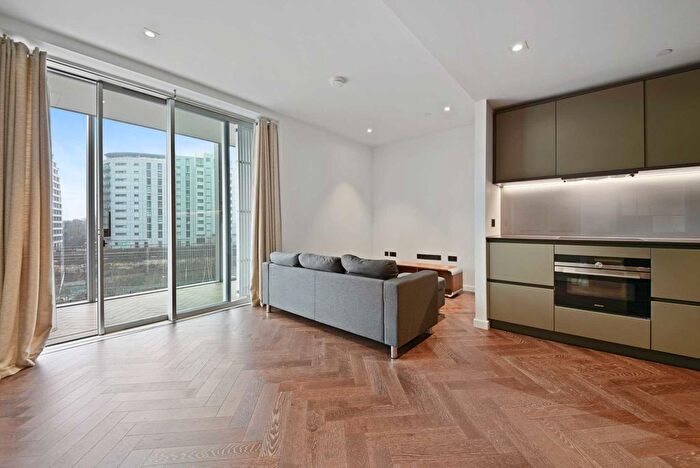 2 Bedroom Flat To Rent In Halliday House, Battersea Power Station, SW11