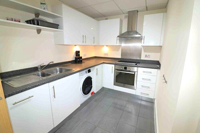 1 Bedroom Flat To Rent In Lait House, Beckenham, BR3