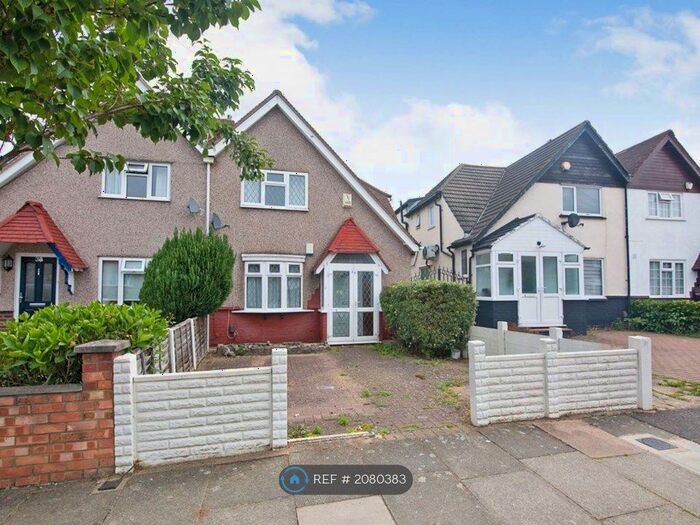 2 Bedroom Semi-Detached House To Rent In Bennetts Avenue, Greenford, UB6
