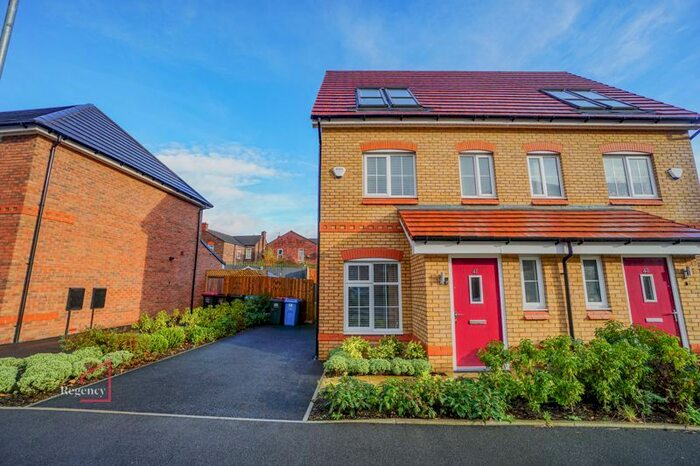 3 Bedroom Semi-Detached House To Rent In Aqueduct Way, Eccles, Manchester, M30