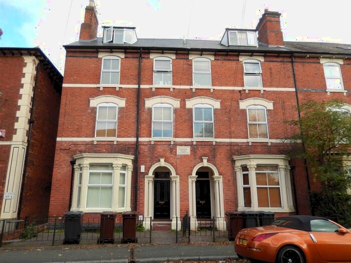 1 Bedroom Flat To Rent In Merridale Lane, Wolverhampton, WV3