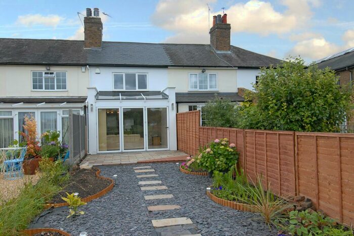 3 Bedroom Terraced House To Rent In Brocas Street Eton, SL4