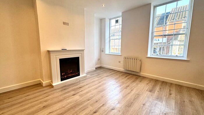 1 Bedroom Apartment To Rent In High Street, Coleshill., B46