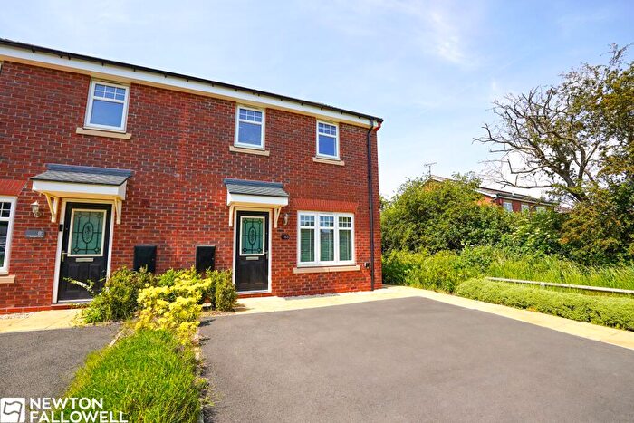 3 Bedroom Semi-Detached House For Sale In Bacopa Drive, Retford, DN22