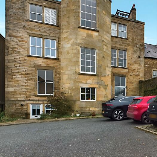 1 Bedroom Apartment For Sale In Castle Park Mews, Lancaster, LA1