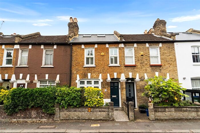3 Bedroom Terraced House For Sale In York Road, Teddington, TW11