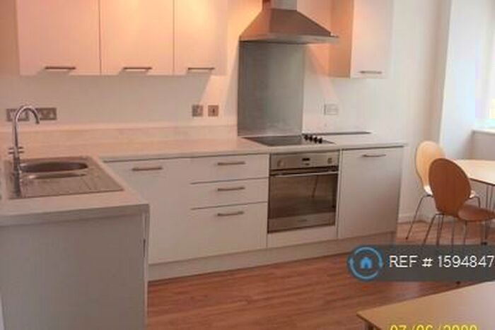 1 Bedroom Flat To Rent In Marco Island, Nottingham, NG1