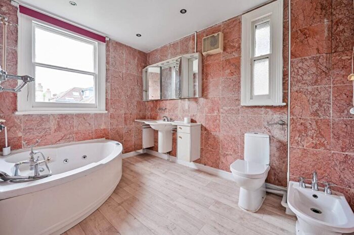 6 Bedroom House To Rent In Belmont Hill, Lewisham, London, SE13
