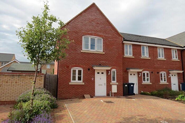 3 Bedroom Detached House To Rent In Furrowfields, St. Neots, PE19