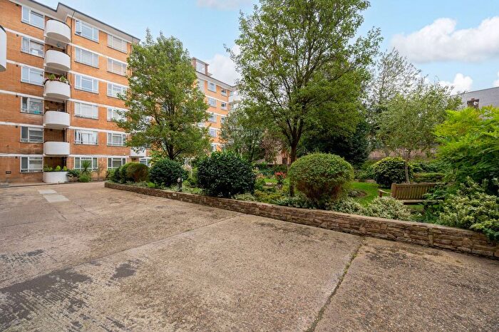 1 Bedroom Flat To Rent In Christchurch Road, Brixton Hill, London, SW2