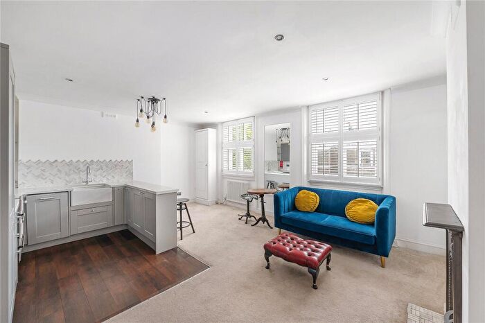 1 Bedroom Flat For Sale In Finborough Road, Earl's Court, SW10