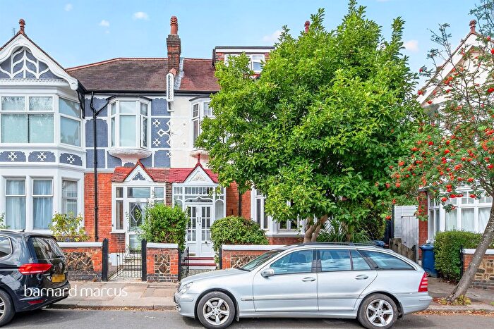 7 Bedroom Semi-detached House For Sale In Fordhook Avenue, London, W5