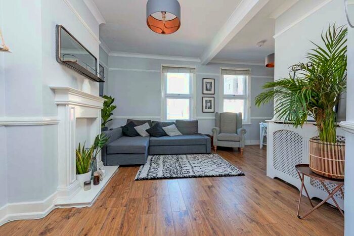 1 Bedroom Maisonette To Rent In Wandsworth High Street, Wandsworth, London, SW18