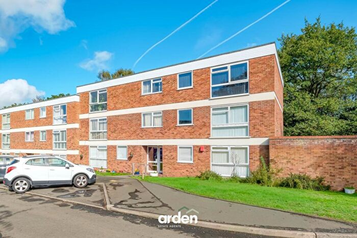 2 Bedroom Flat For Sale In Woodend Close, Redditch, B97