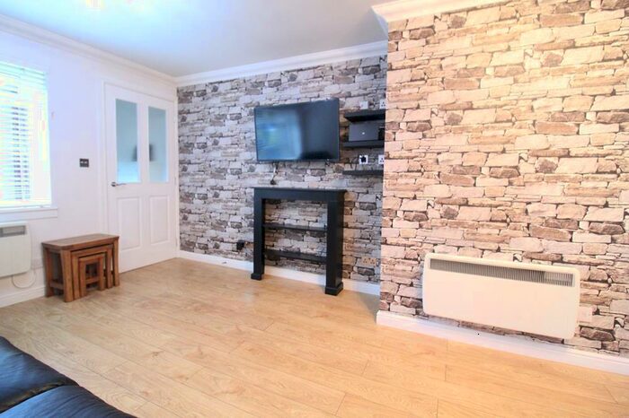 1 Bedroom Flat To Rent In Crombie Drive, Ground Floor, AB32