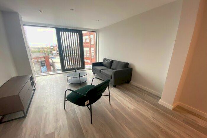 2 Bedroom Flat To Rent In Warwick Street, Birmingham, B12