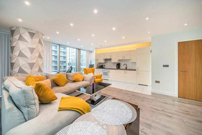 2 Bedroom Flat To Rent In Marsh Wall, Canary Wharf, E14