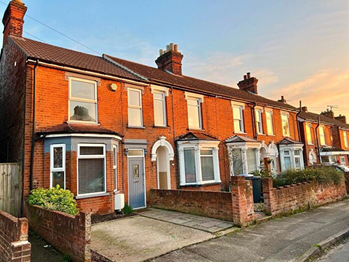 3 Bedroom End Of Terrace House For Sale In Wellesley Road, Ipswich, IP4